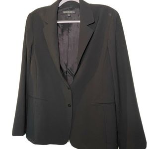 Lafayette 148 New York Blazer in Size 16!